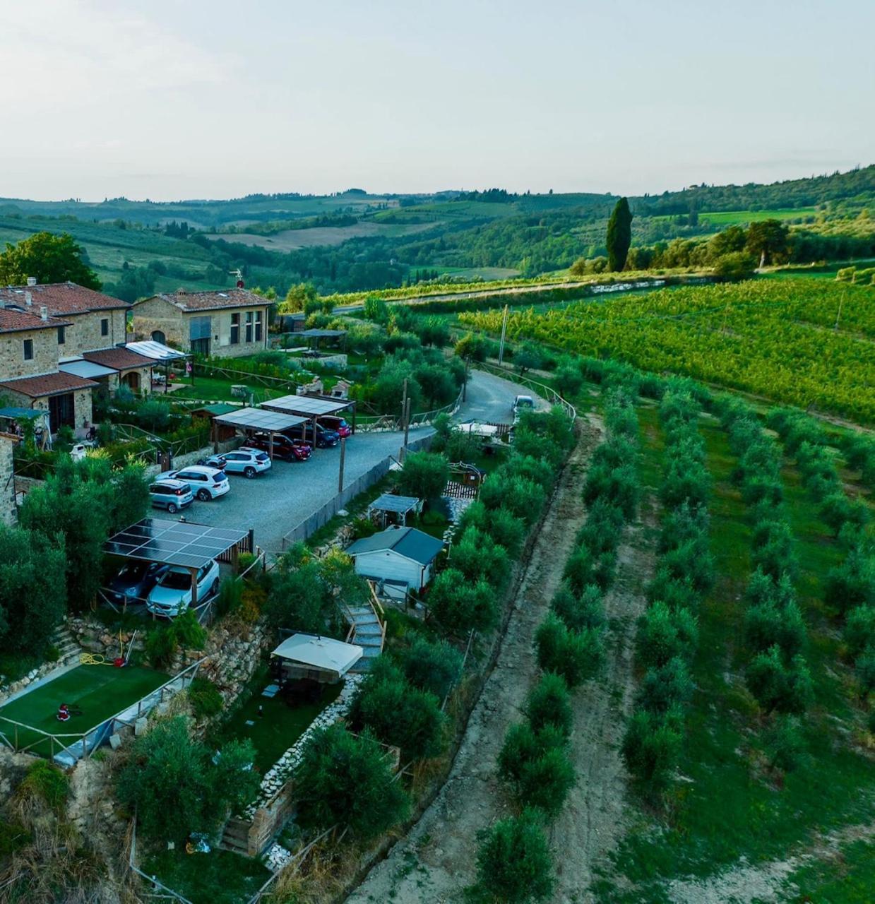Vittoria Chianti Vacations Apartman Poggibonsi Kültér fotó