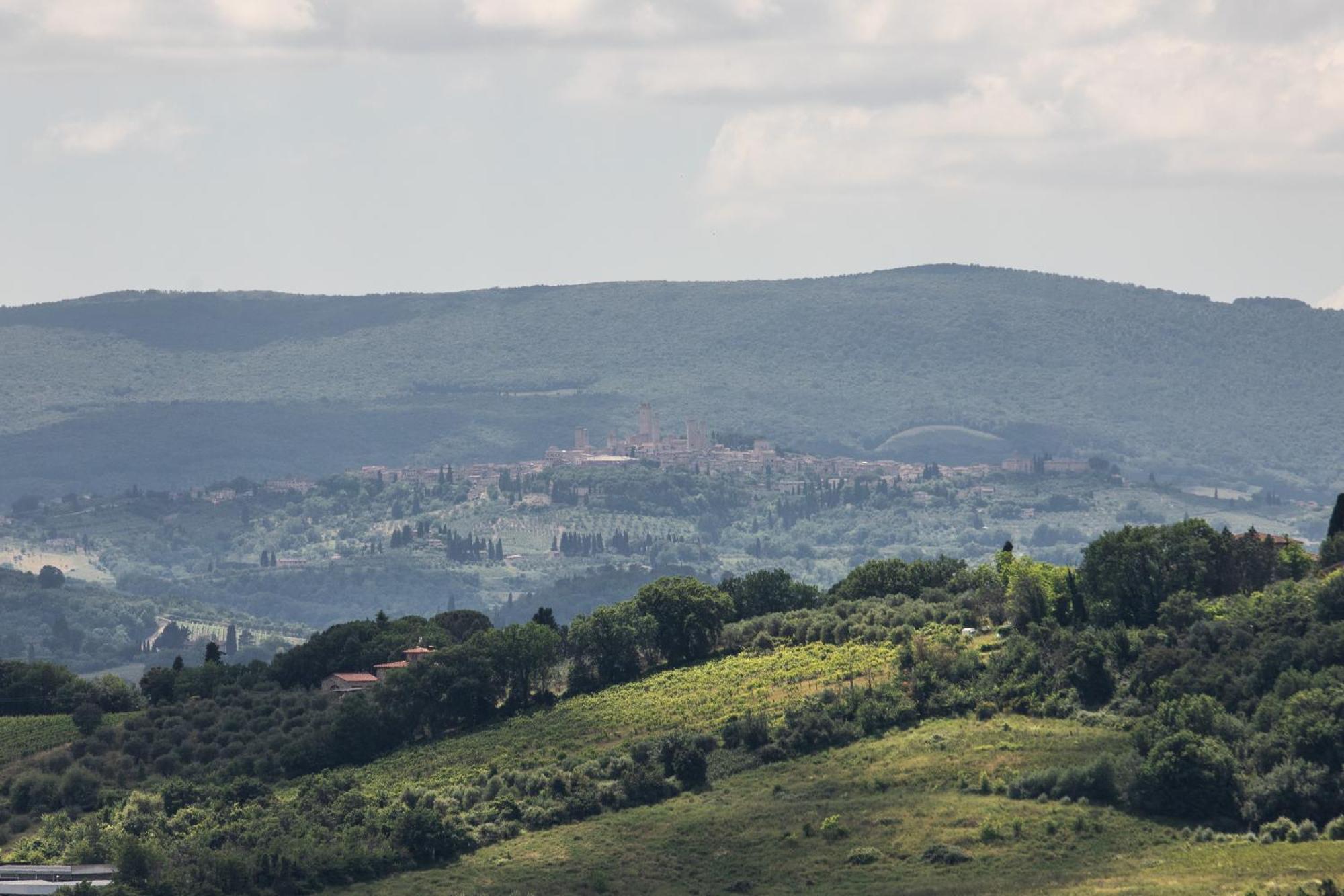 Vittoria Chianti Vacations Apartman Poggibonsi Kültér fotó